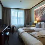 Platinum And Casino Hotel