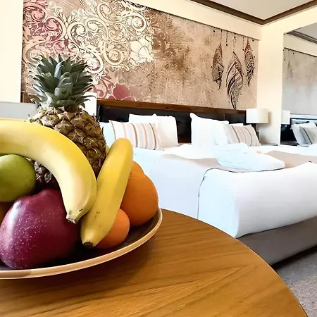 Otel Platinum And Casino