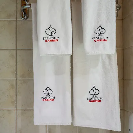 Готель Platinum And Casino 4*