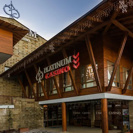 Platinum And Casino Hotell