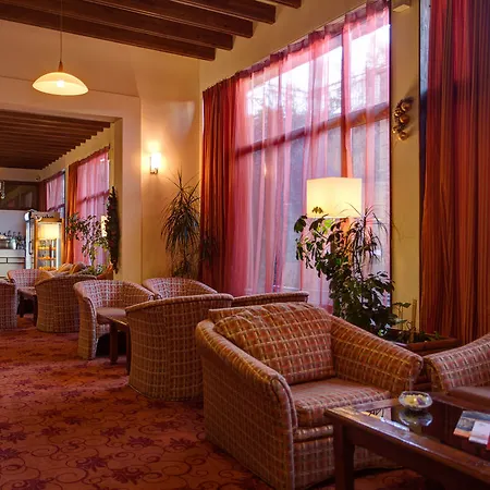 Hotel Platinum And Casino 4*