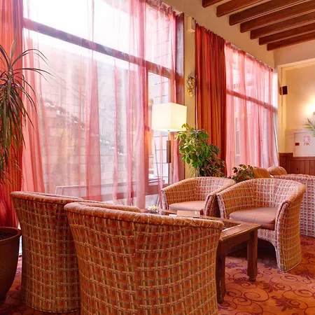 Platinum And Casino Отель Банско