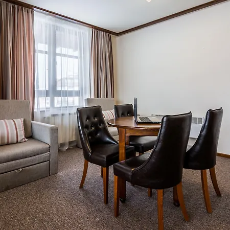 Platinum And Casino Готель Бансько