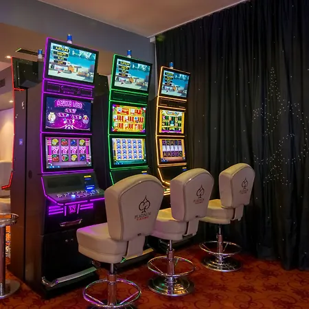 Platinum And Casino Отель 4*