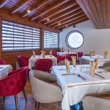 Platinum And Casino Отель