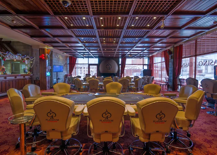 Platinum And Casino 4* בנסקו